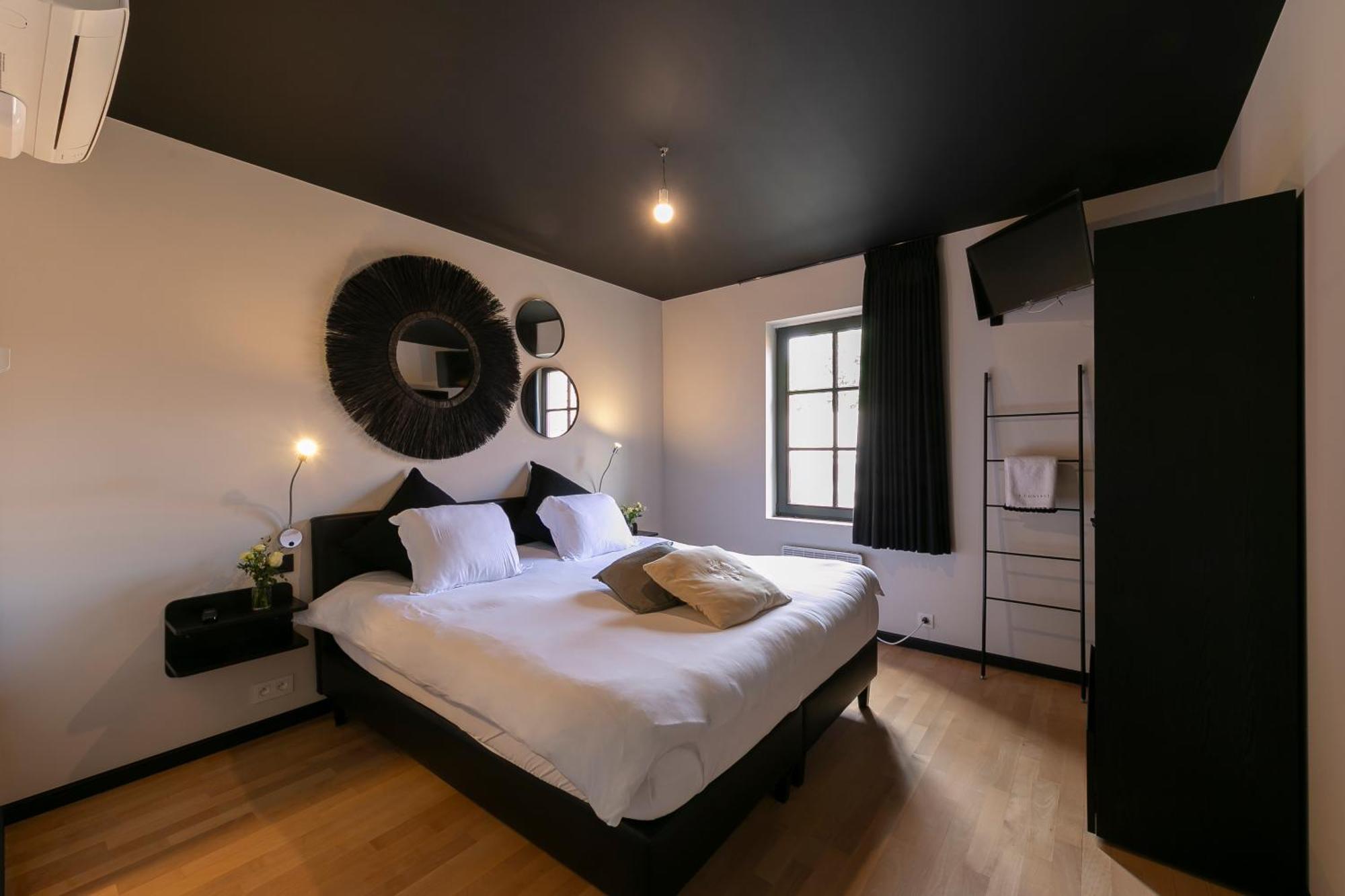 Hotel 'T Convent Lo-Reninge Esterno foto
